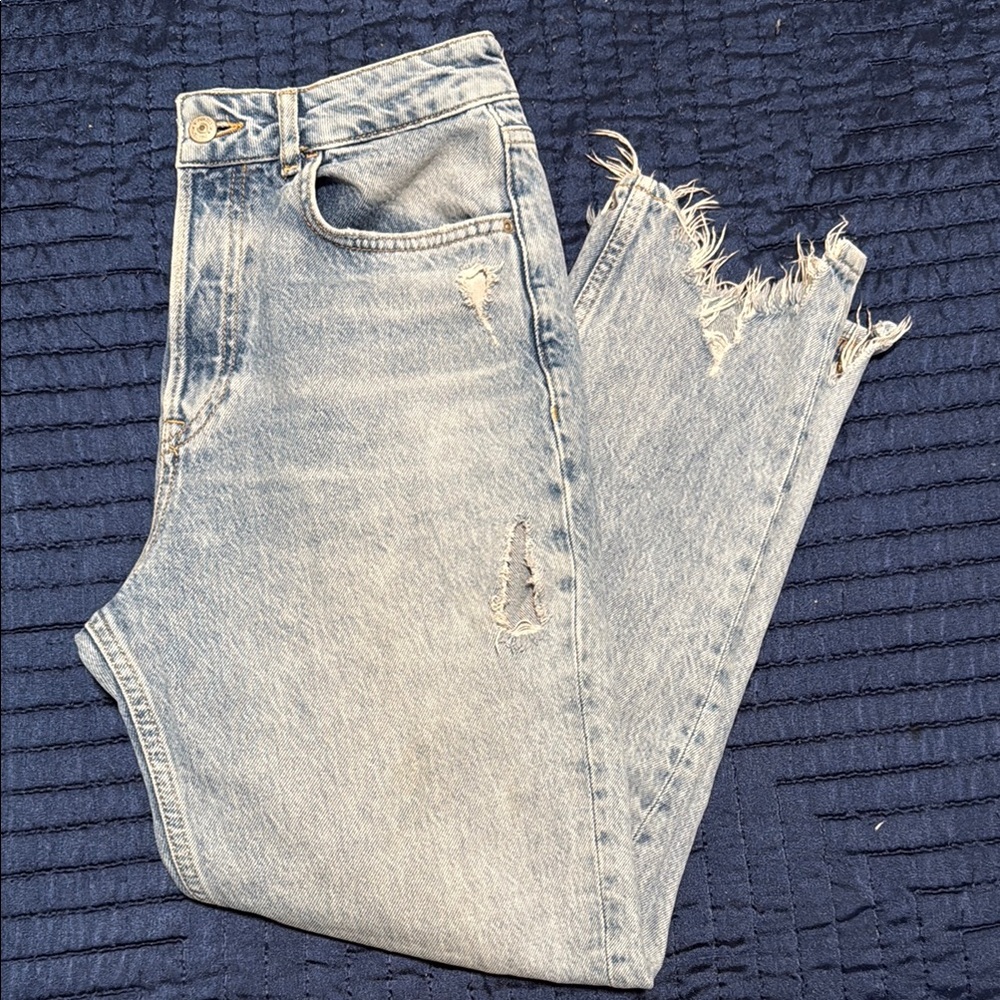 Zara Blue Straight Leg Vintage Jeans